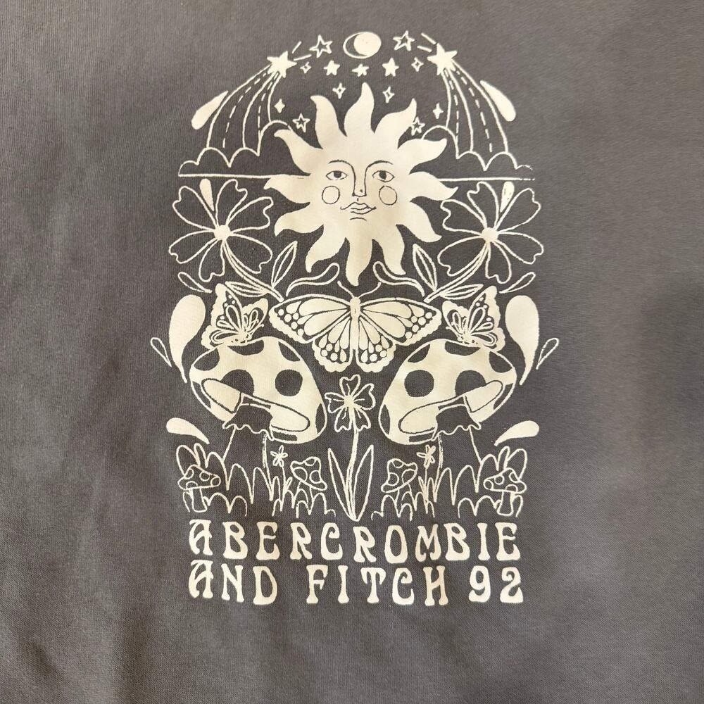 Abercrombie & Fitch Gray Graphic Crewneck Sweatshirt Sun Mushroom Women's S
